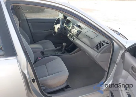 2002 Toyota Camry Le V6 from USA, damaged, VIN 4T1BF32K82U541277